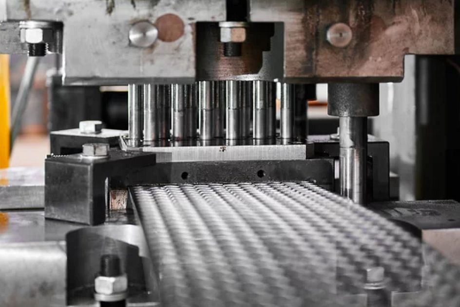 precision stamping equipment